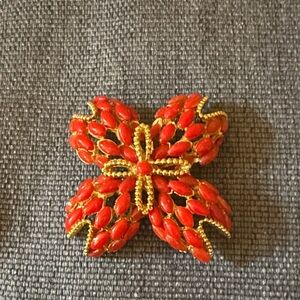 BSK Vintage Flor De Lis Signed Gold Tone & Red Brooch.